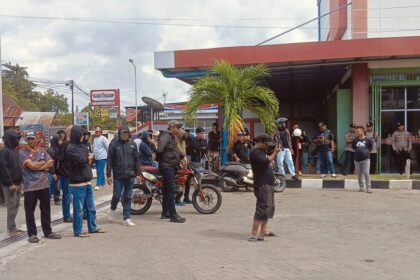 Aksi Damai di SPBU Karella, Kabupaten Bone — Aliansi Masyarakat Peduli Tuntut Transparansi Penyaluran Bio Solar