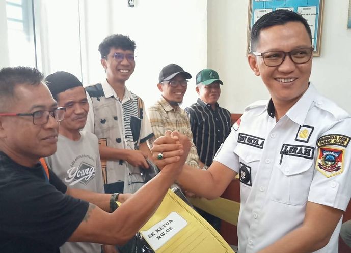 Enam Ketua RW Baru Dikukuhkan di Kelurahan Sukorejo, Mulai Jabat 2026-2030