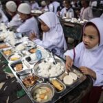 Gerindra Kerahkan Seluruh Kader untuk Sukseskan Program Makan Siang dan Susu Gratis Prabowo-Gibran 2 Gerindra Kerahkan Seluruh Kader untuk Sukseskan Program Makan Siang dan Susu Gratis Prabowo-Gibran