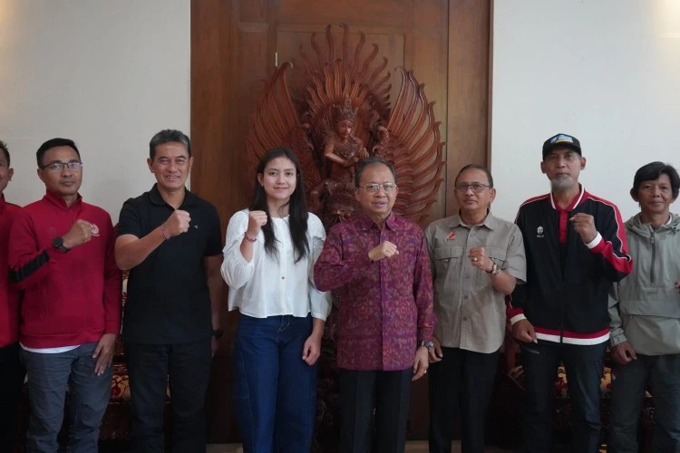 Gubernur Bali Sambut Sang Juara Dunia: Dari Taman Kota Singaraja ke Puncak Panjat Tebing Dunia 1 Gubernur Bali Sambut Sang Juara Dunia Dari Taman Kota Singaraja ke Puncak Panjat Tebing Dunia