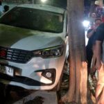 Insiden Maut di Jalan Raya Jombang Mobil Menyalip di Jalur Berlawanan, Pengendara Motor Terluka
