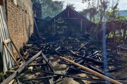 Kebakaran Kandang Sapi di Sampang Korsleting Listrik Diduga Jadi Pemicu