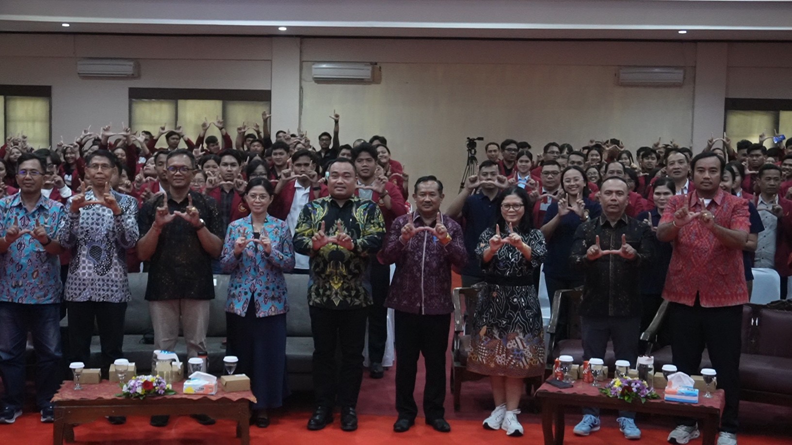 Universitas Ngurah Rai Kirim 223 Mahasiswa ke 15 Desa di Bali 1 Universitas Ngurah Rai Kirim 223 Mahasiswa ke 15 Desa di Bali